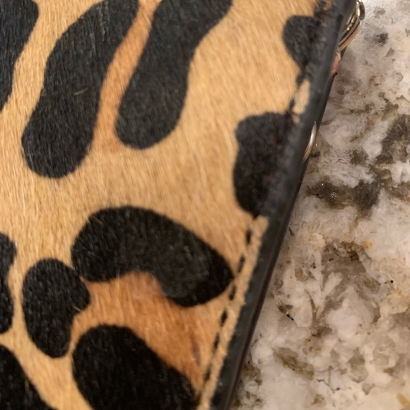 Paul Costelloe Leopard/Leather Handbag Purse With Gold Chain Strap PC6938A - Picture 3 of 11